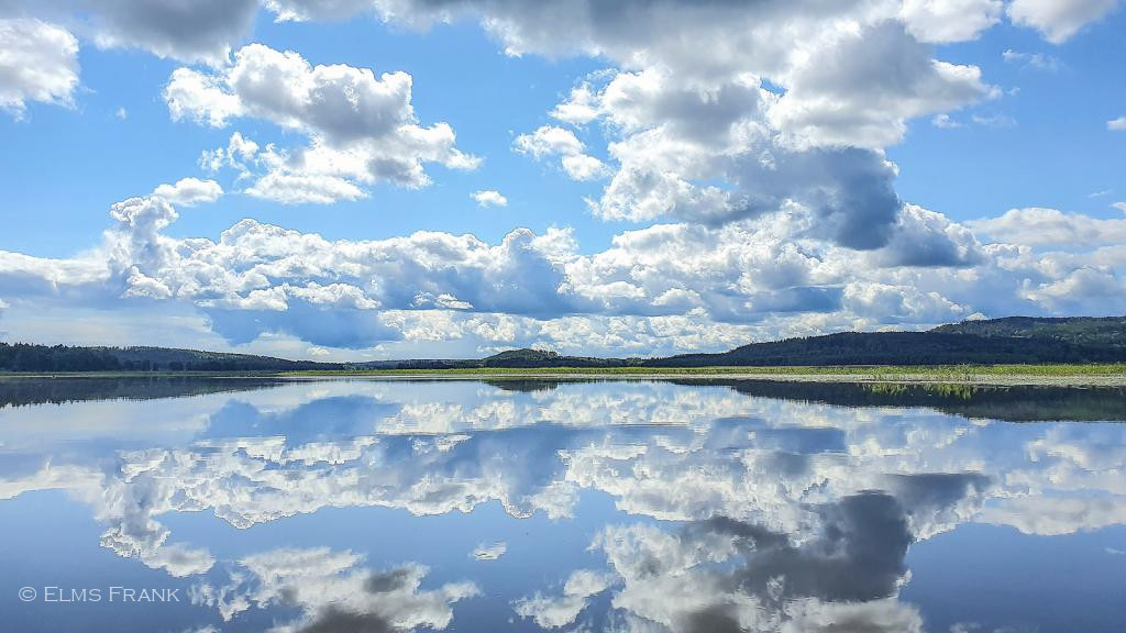 Wolkenspiegelung